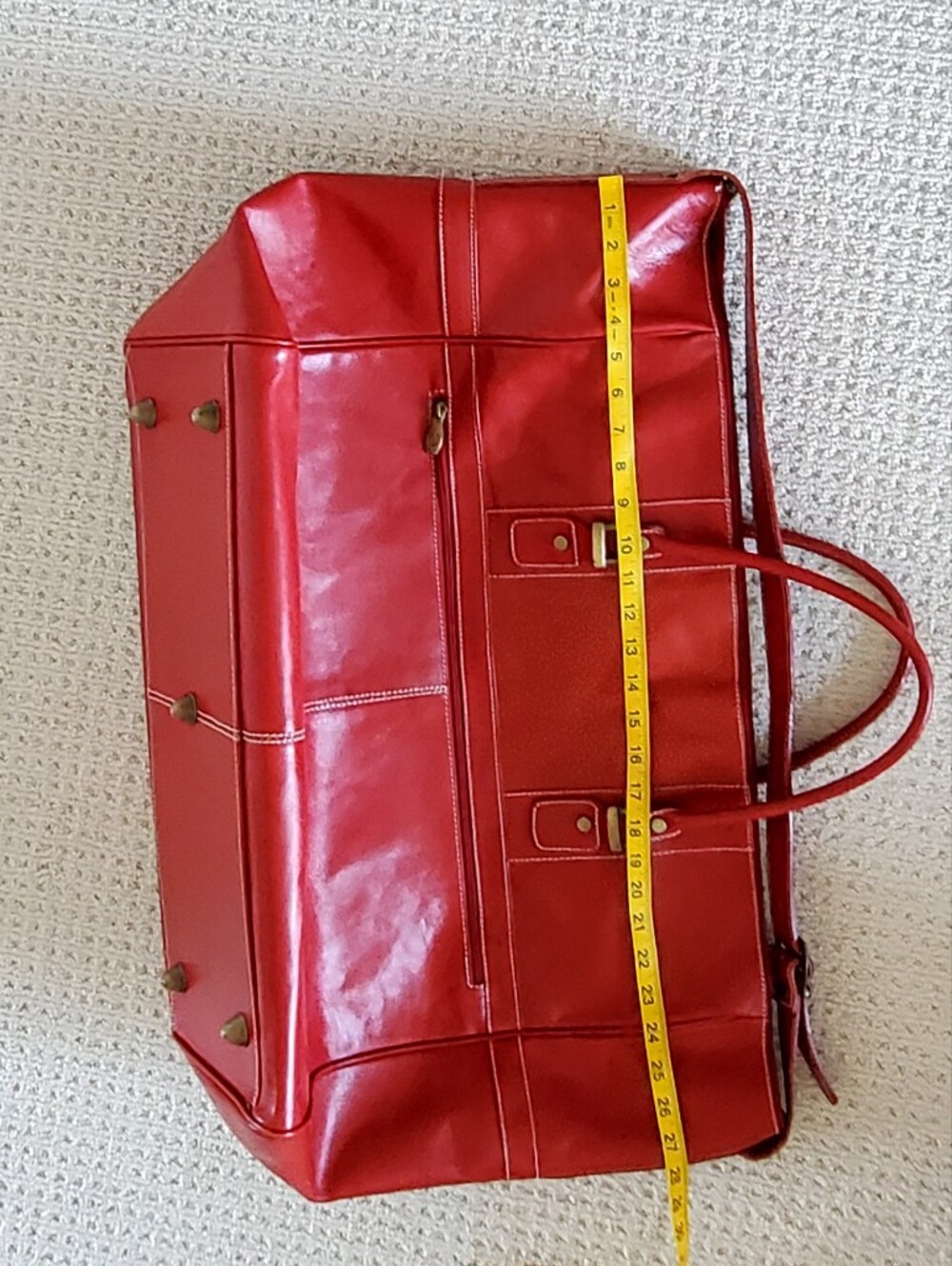 Valentina Italy Vtg. Large Red Leather Travel Duffle Bag, Original Lock/Keys - Picture 10 of 16
